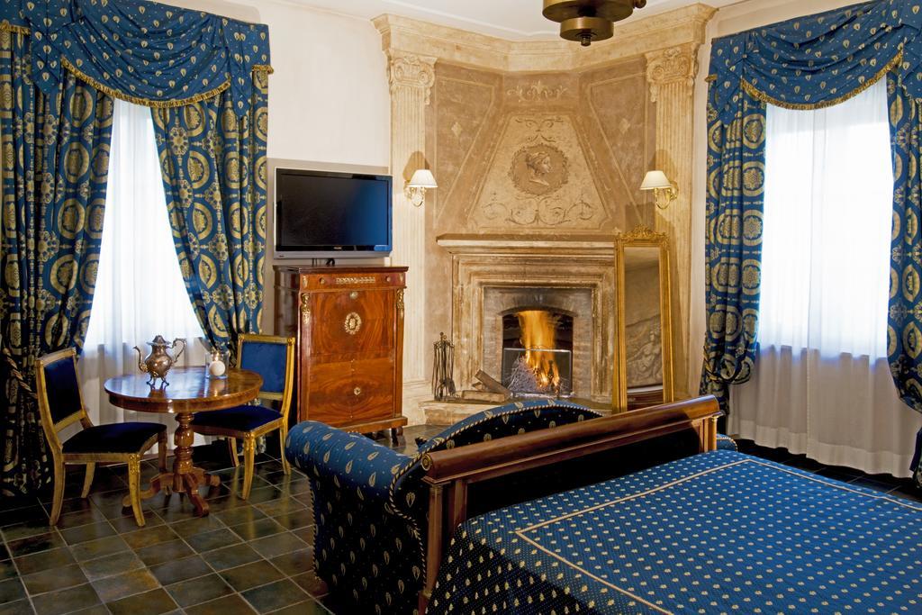 Castello Della Castelluccia 4* Rom