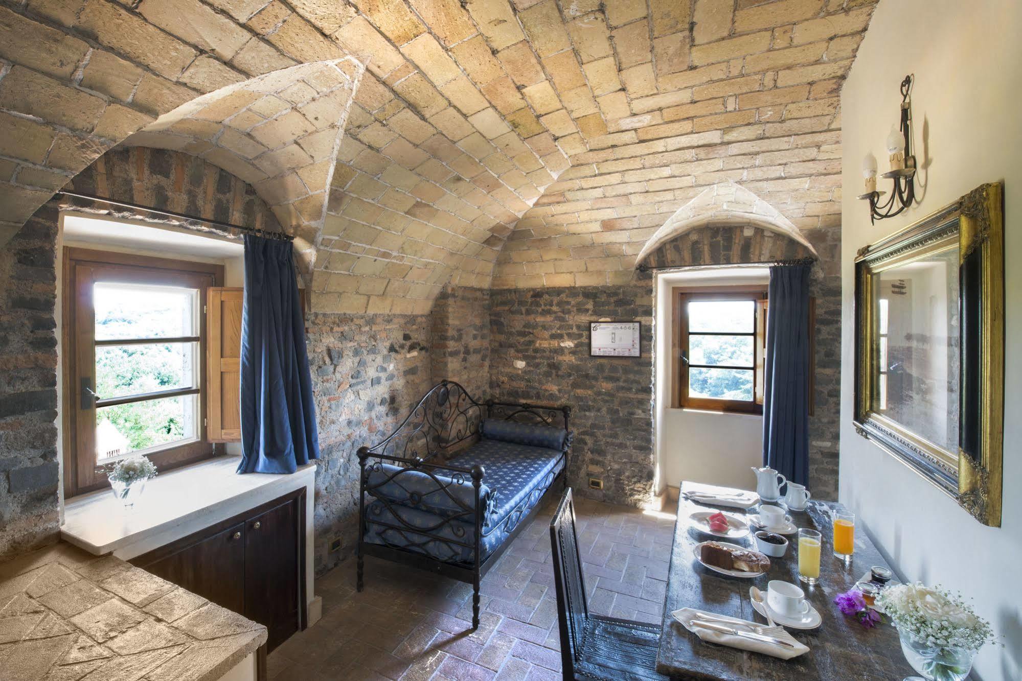 Castello Della Castelluccia 4* Rom